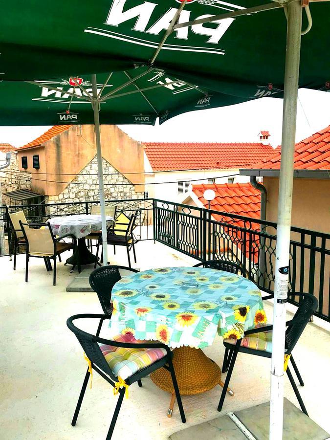Holiday Home Listesi 1 Trogir Buitenkant foto